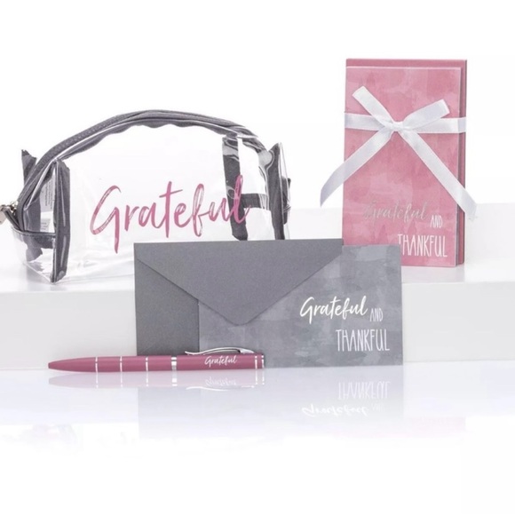 Thirty One Hello Happy “Grateful” Gift Set - Picture 1 of 5